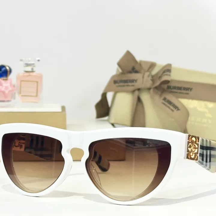 スーパーコピー バーバリー ス サングラス