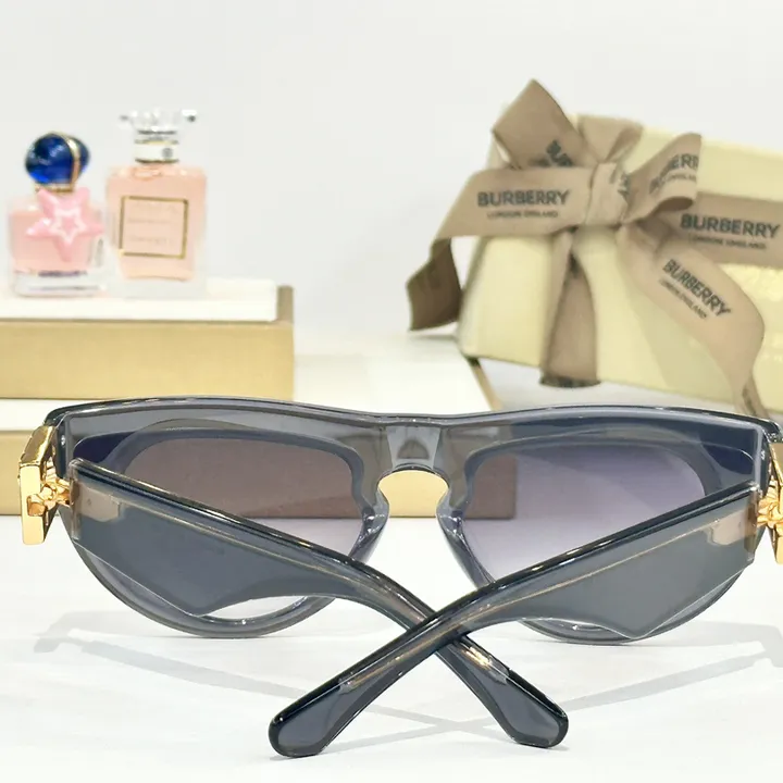 スーパーコピー バーバリー ス サングラス