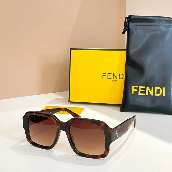 スーパーコピー フェンディ サングラス