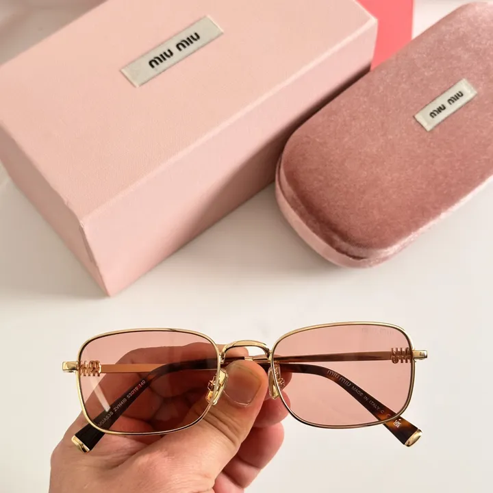 スーパーコピー ミュウミュウ サングラス