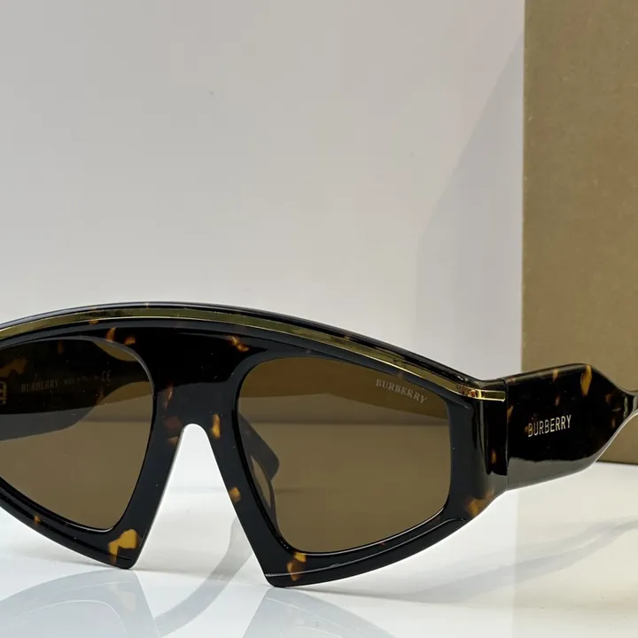 スーパーコピー バーバリー ス サングラス