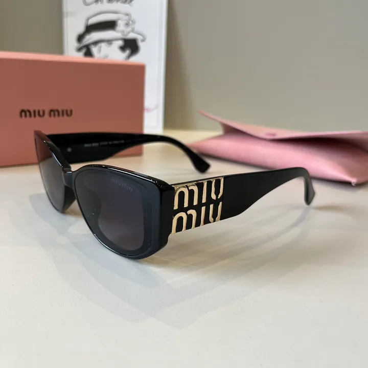 スーパーコピー ミュウミュウ サングラス