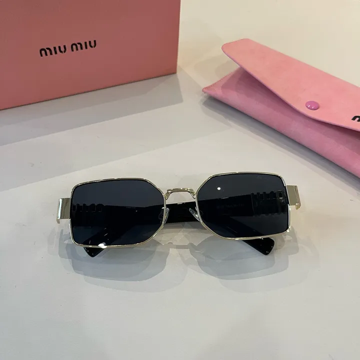 スーパーコピー ミュウミュウ サングラス