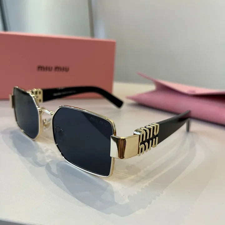 スーパーコピー ミュウミュウ サングラス