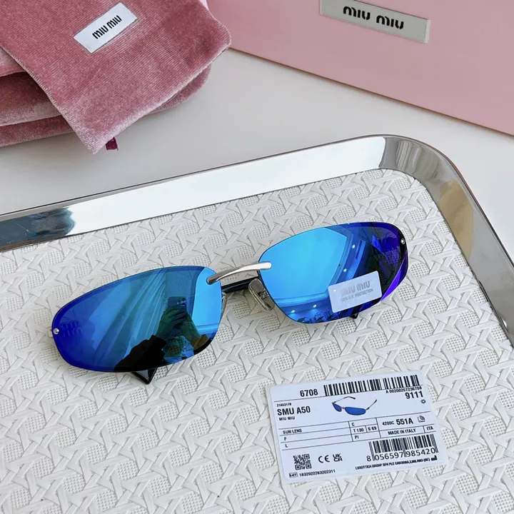 スーパーコピー ミュウミュウ サングラス