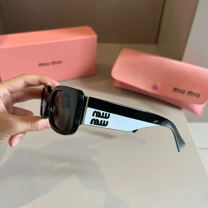 スーパーコピー ミュウミュウ サングラス