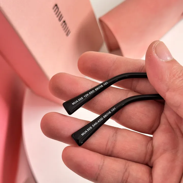 スーパーコピー ミュウミュウ サングラス