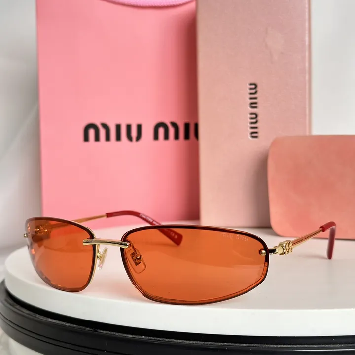 スーパーコピー ミュウミュウ サングラス