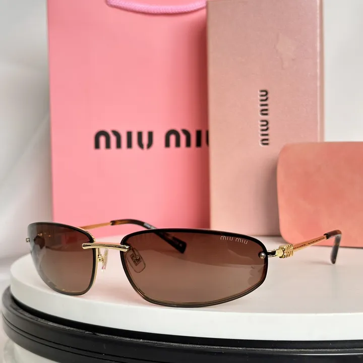 スーパーコピー ミュウミュウ サングラス