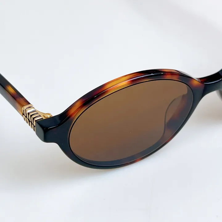 スーパーコピー ミュウミュウ サングラス