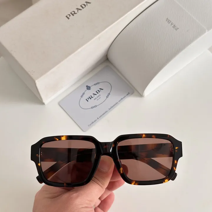 スーパーコピー プラダ サングラス