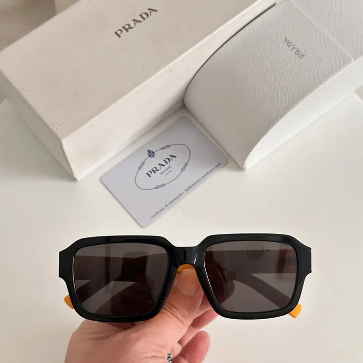 スーパーコピー プラダ サングラス