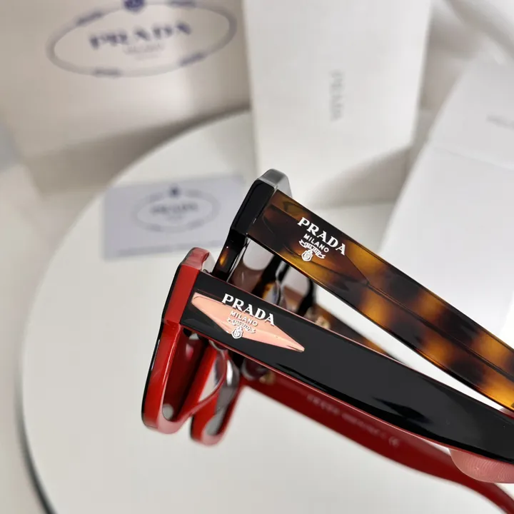 スーパーコピー プラダ サングラス