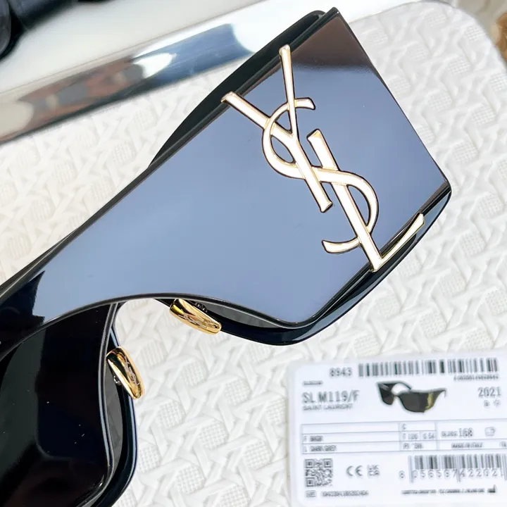 スーパーコピー ジバンシィ サングラス