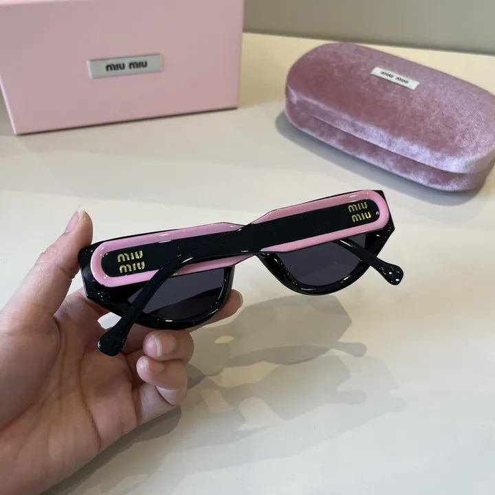 スーパーコピー ミュウミュウ サングラス
