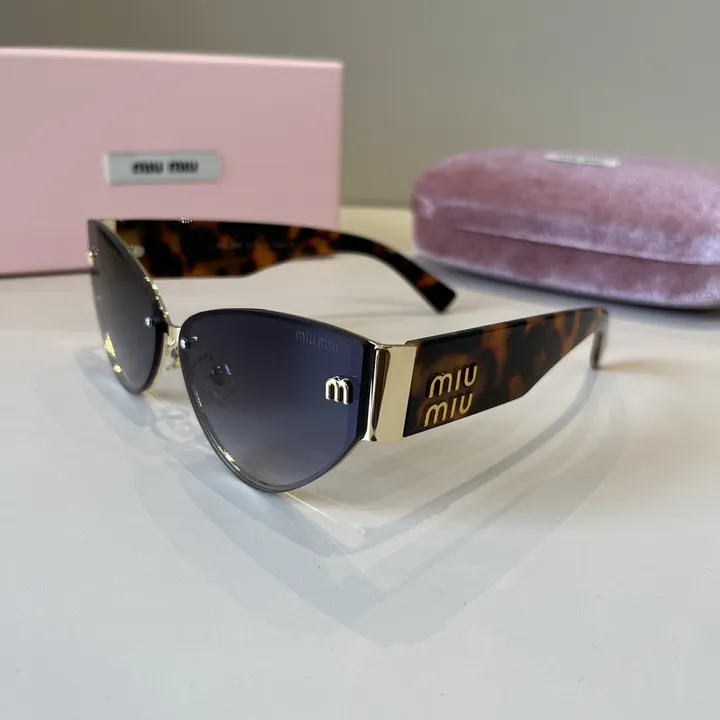 スーパーコピー ミュウミュウ サングラス