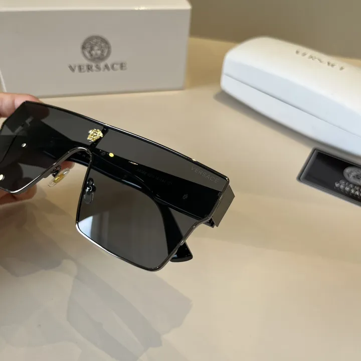 スーパーコピー ヴェルサーチ サングラス