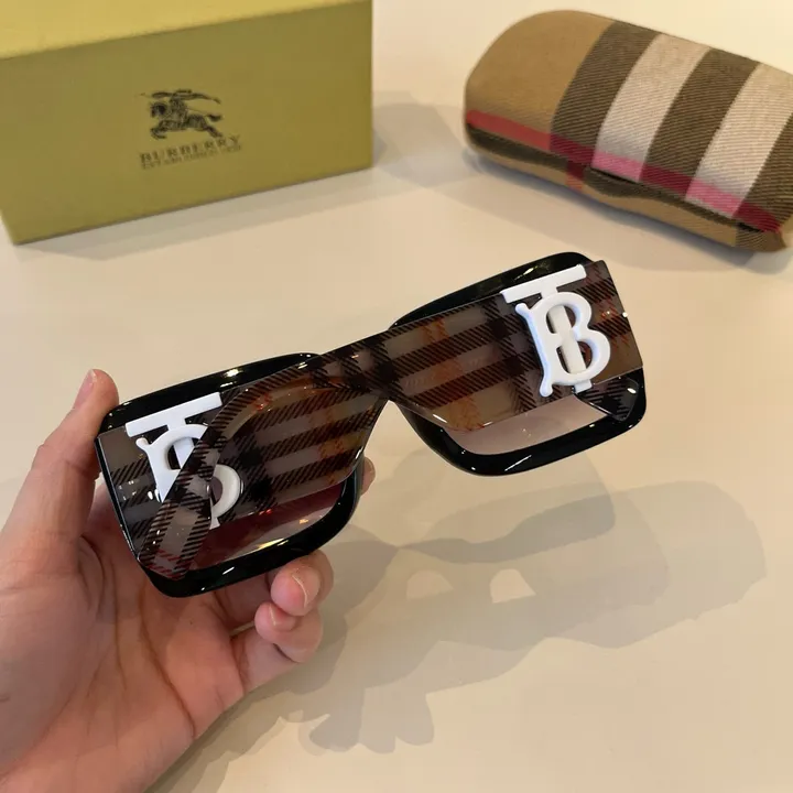 スーパーコピー バーバリー ス サングラス