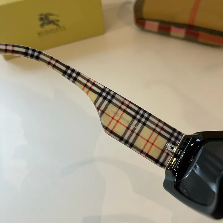 スーパーコピー バーバリー ス サングラス