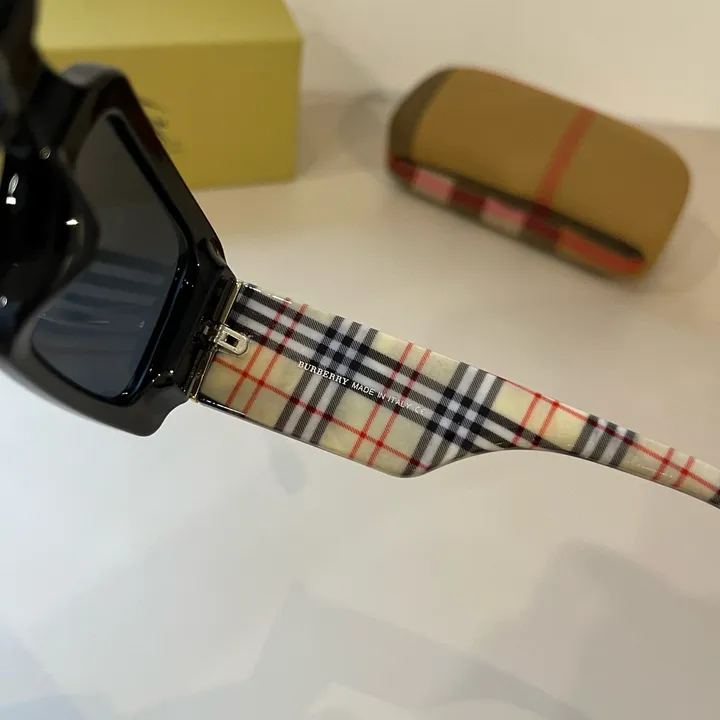 スーパーコピー バーバリー ス サングラス