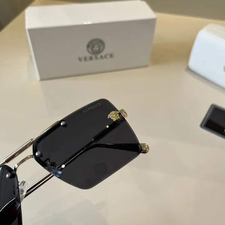 スーパーコピー ヴェルサーチ サングラス