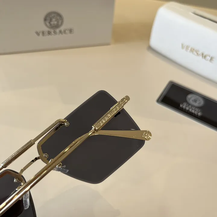 スーパーコピー ヴェルサーチ サングラス