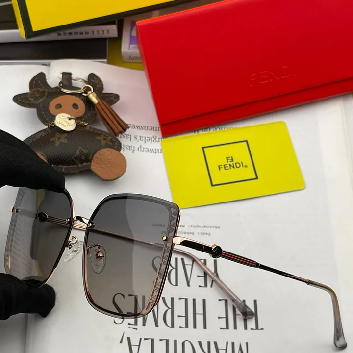 スーパーコピー フェンディ サングラス
