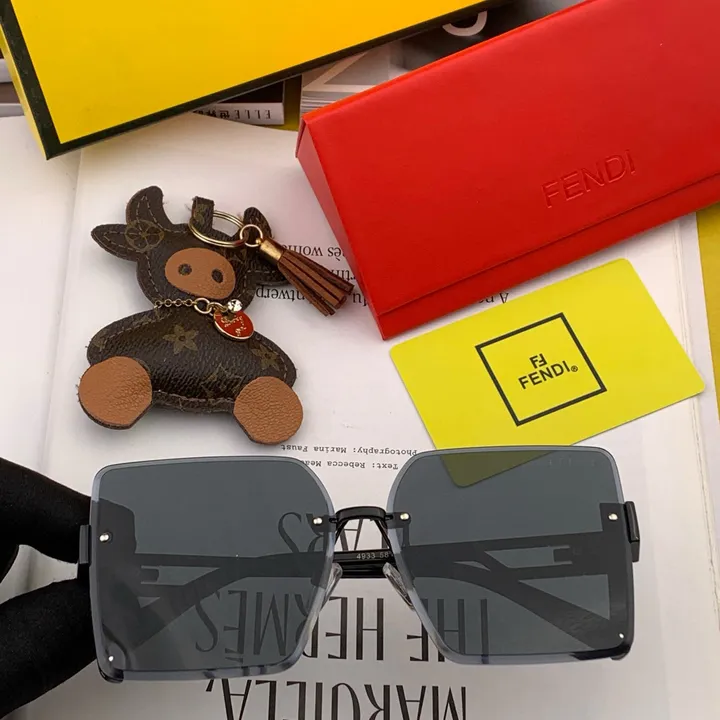 スーパーコピー フェンディ サングラス