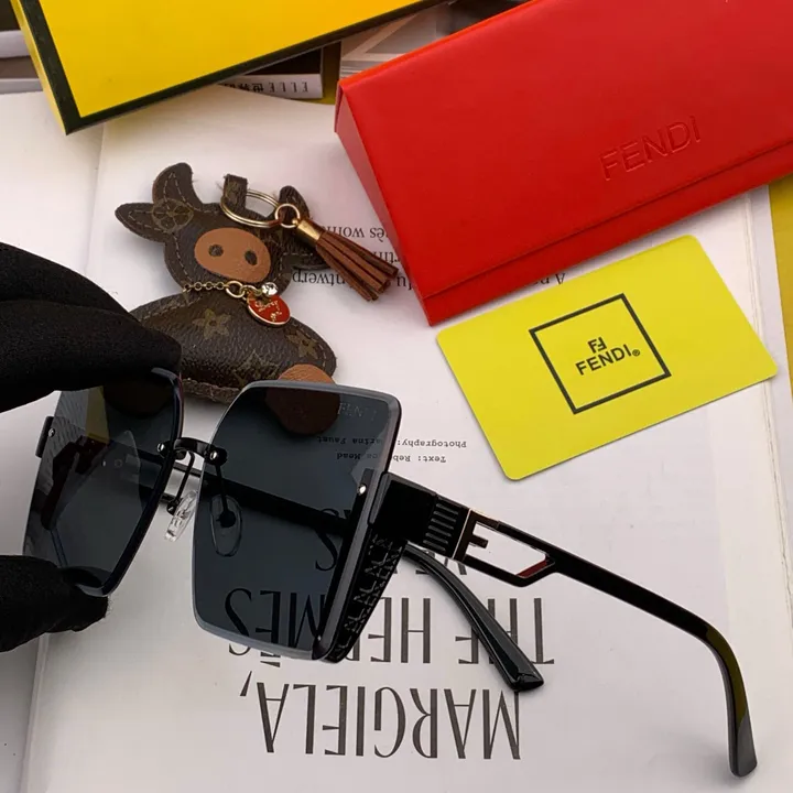 スーパーコピー フェンディ サングラス