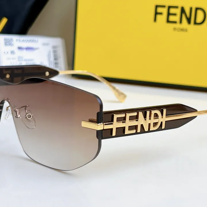 スーパーコピー フェンディ サングラス
