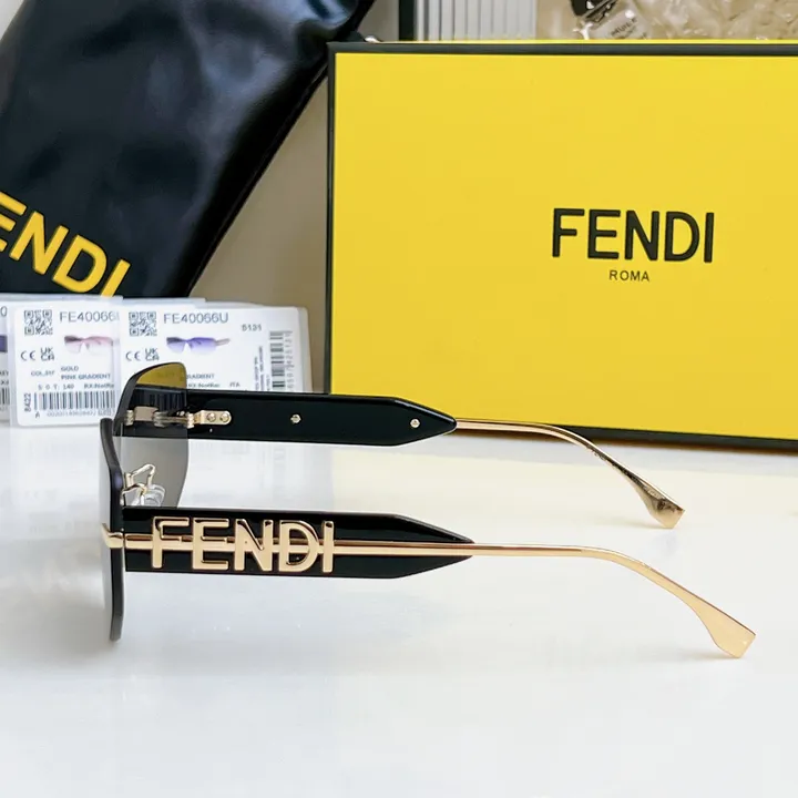 スーパーコピー ヴェルサーチ サングラス