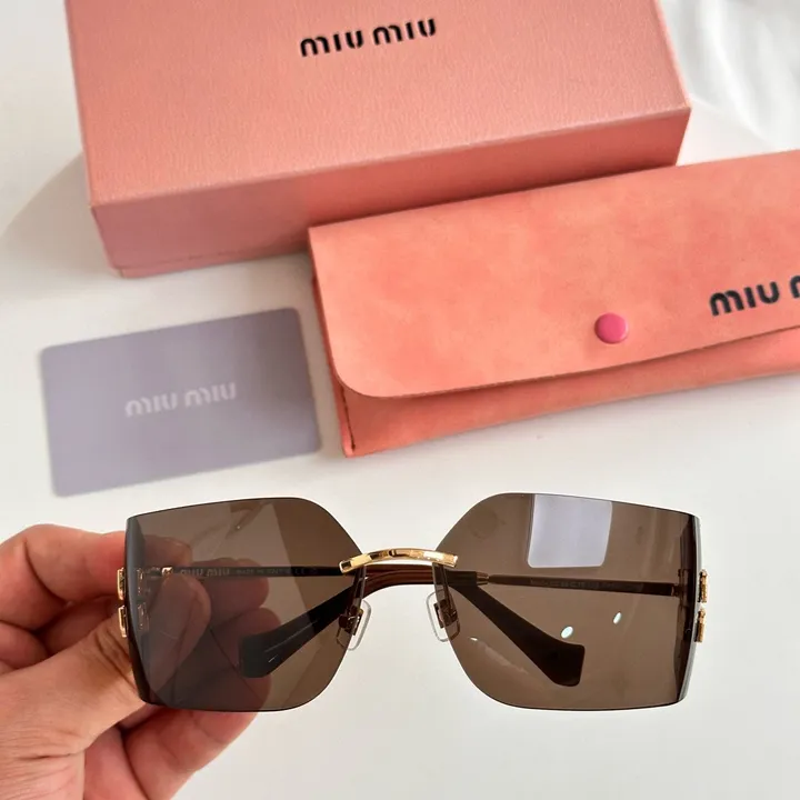 スーパーコピー ミュウミュウ サングラス