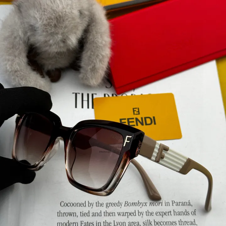 スーパーコピー フェンディ サングラス