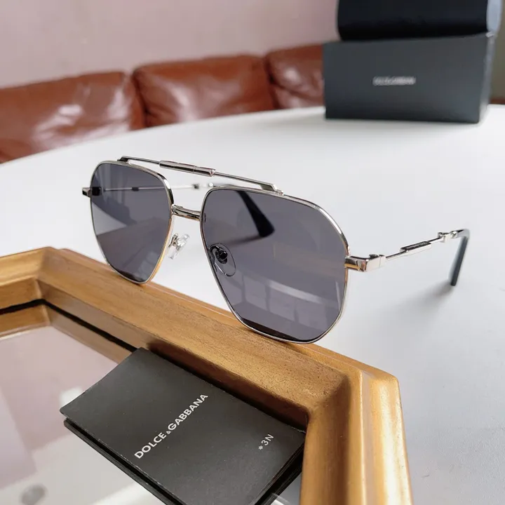 スーパーコピー ミュウミュウ サングラス