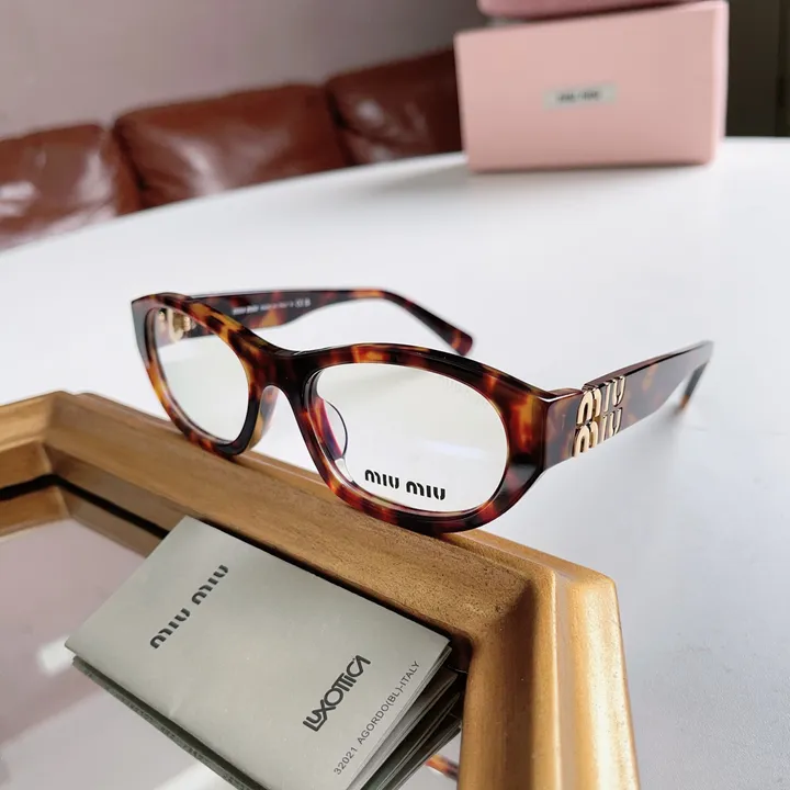 スーパーコピー ミュウミュウ サングラス