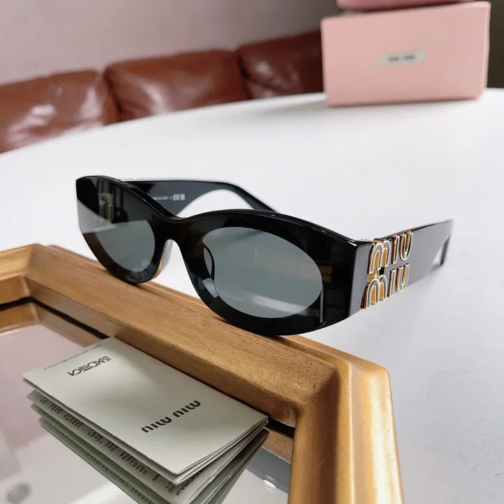 スーパーコピー ミュウミュウ サングラス