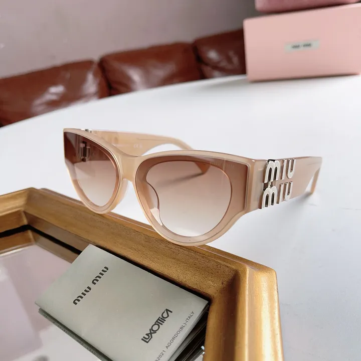 スーパーコピー ミュウミュウ サングラス