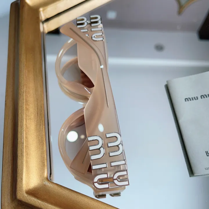 スーパーコピー ミュウミュウ サングラス