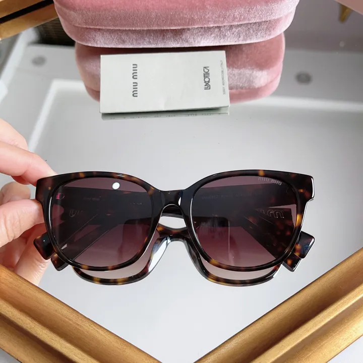 スーパーコピー ミュウミュウ サングラス