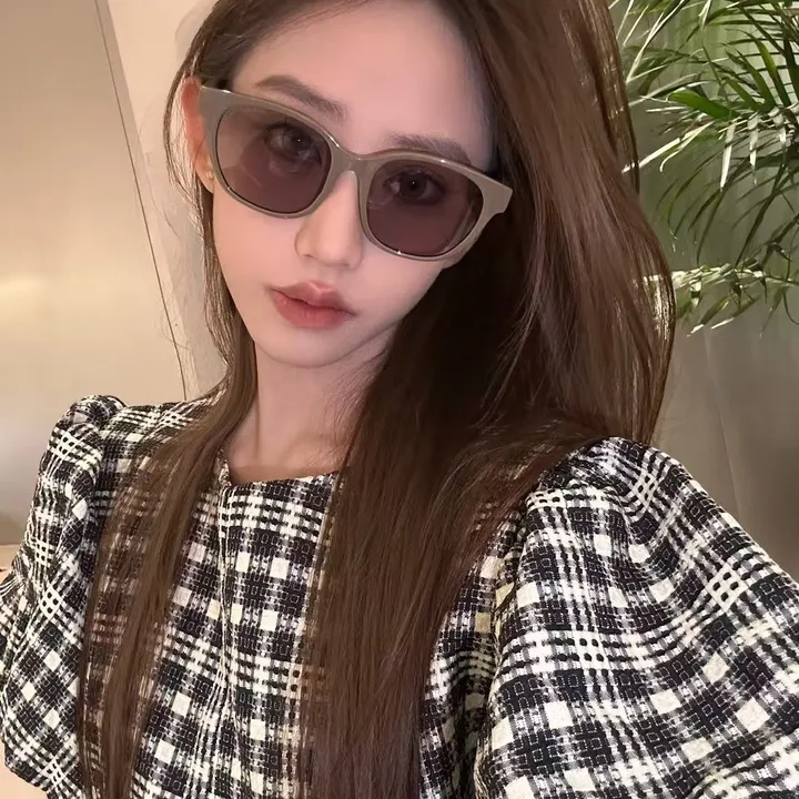 スーパーコピー ミュウミュウ サングラス