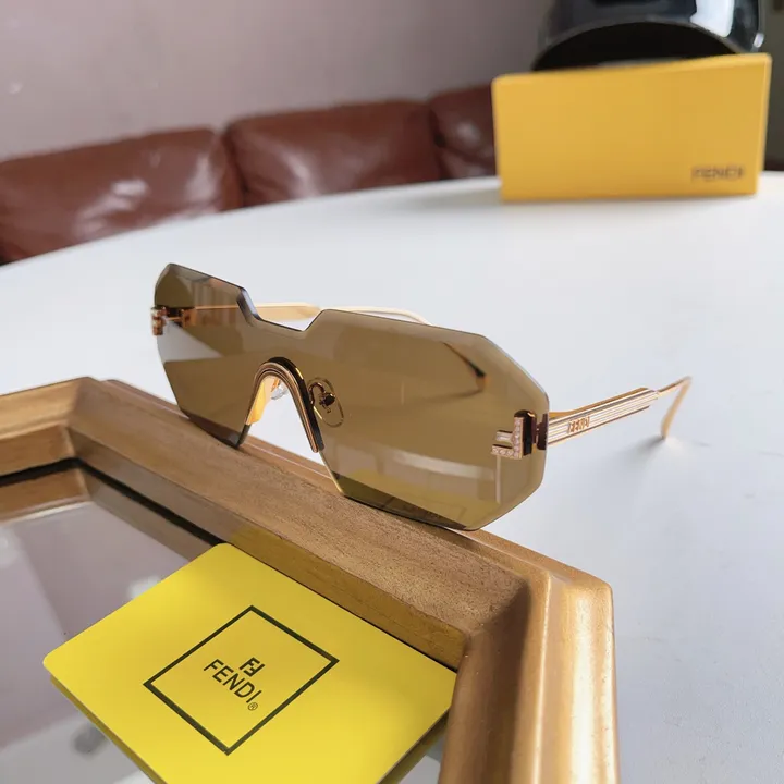 スーパーコピー ヴェルサーチ サングラス