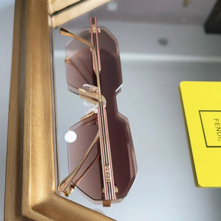 スーパーコピー ヴェルサーチ サングラス