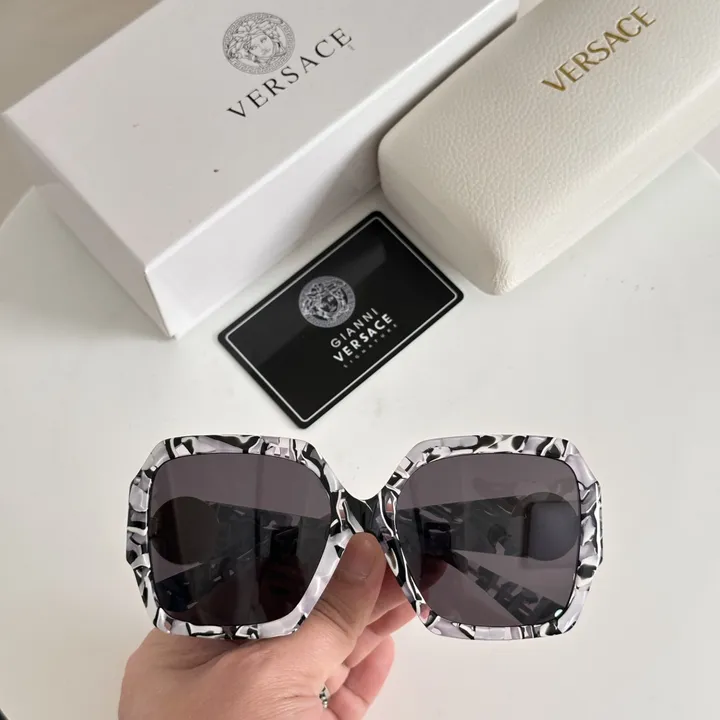 スーパーコピー ヴェルサーチ サングラス