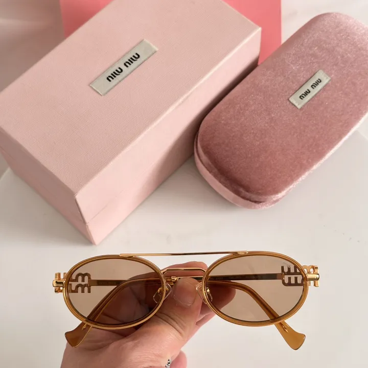 スーパーコピー ミュウミュウ サングラス