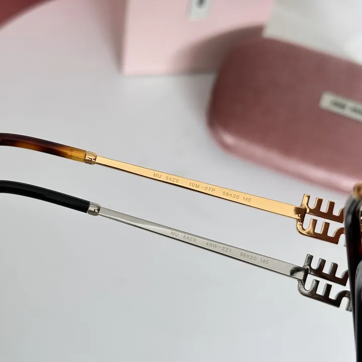 スーパーコピー ミュウミュウ サングラス