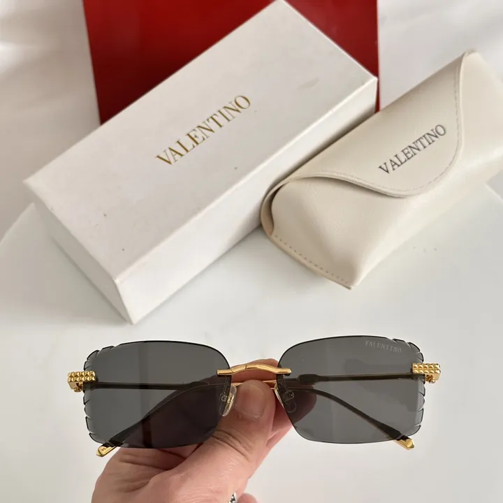 スーパーコピー ヴァレンティノ サングラス