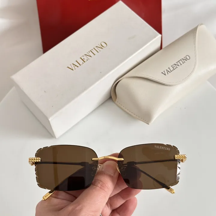 スーパーコピー ヴァレンティノ サングラス