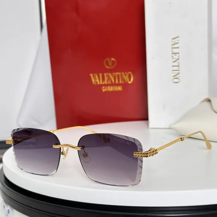 スーパーコピー ヴァレンティノ サングラス
