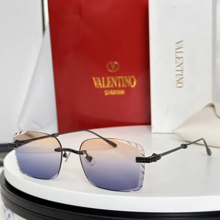スーパーコピー ヴァレンティノ サングラス