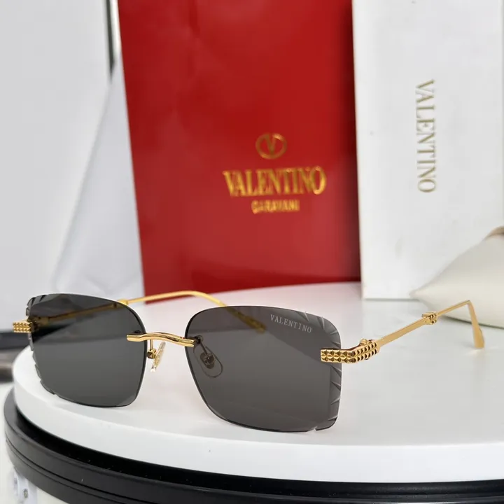 スーパーコピー ヴァレンティノ サングラス